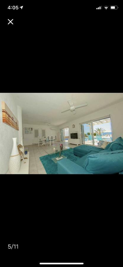 34 Beach Villa Paphos Esterno foto